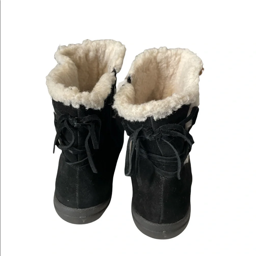 Bass Shannon Tie Back Short Black Leather Boots Sz 9.5M
